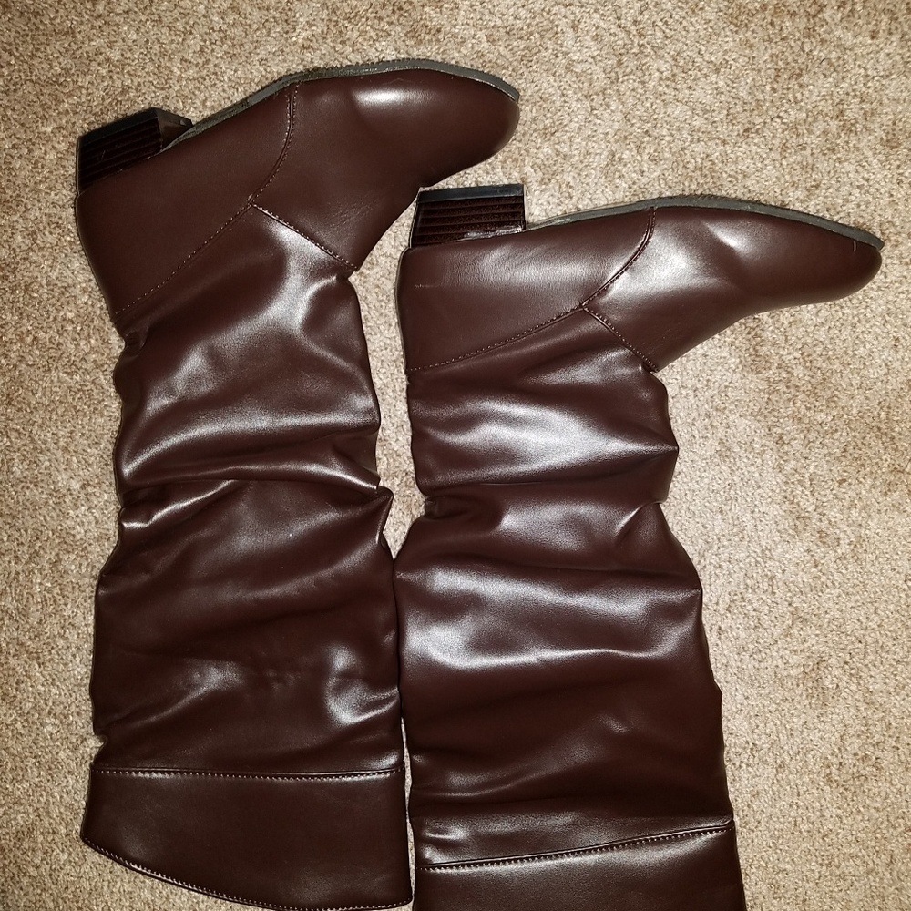 Brown boots
